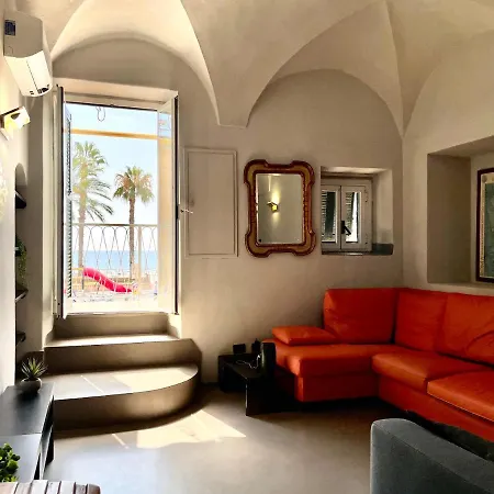 Frontemare Design In Centro Storico - Wifi E A/c