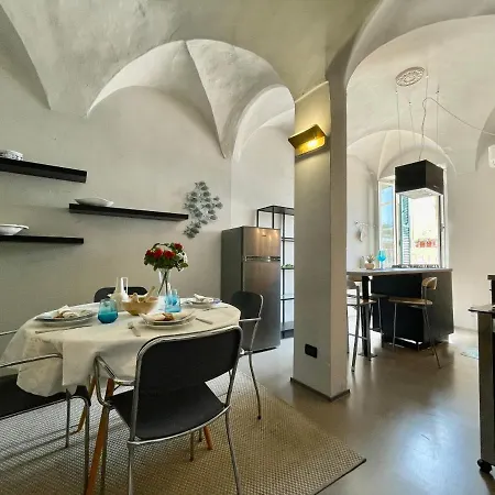 Frontemare Design In Centro Storico - Wifi E A/c Apartment *