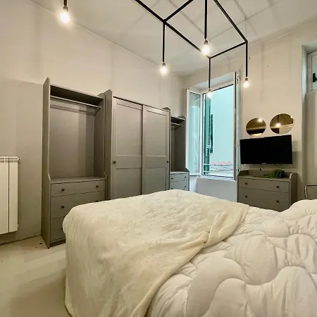 Frontemare Design In Centro Storico - Wifi E A/c Apartment Loano