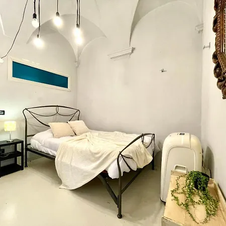 Frontemare Design In Centro Storico - Wifi E A/c Apartment *