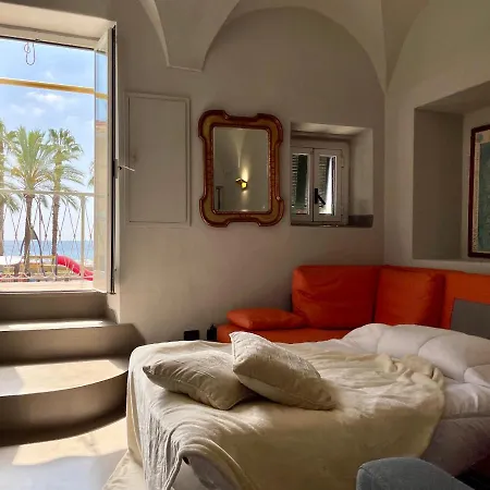 Apartment Frontemare Design In Centro Storico - Wifi E A/c *